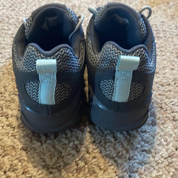 Merrell Alverstone - Picture 3 of 5